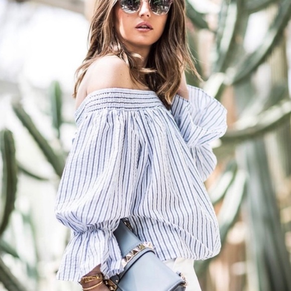 few moda Tops - NWT Few Moda Blue Striped Seersucker Cotton Top